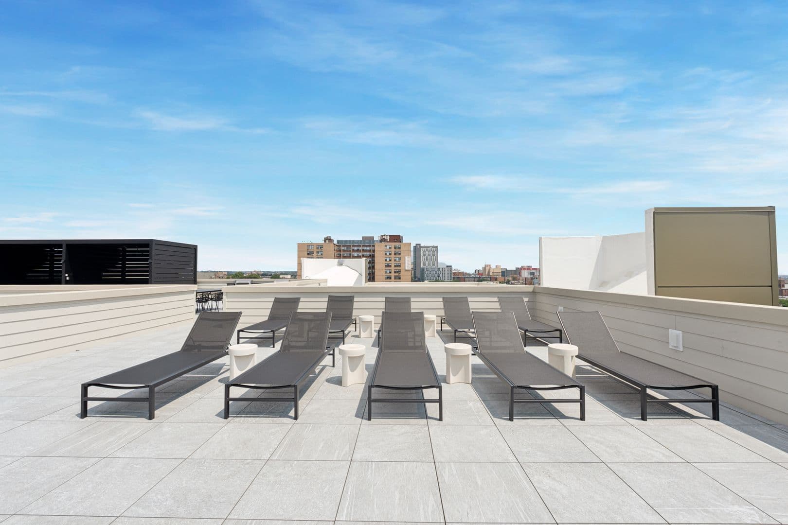 Philadelphia Apartment: 922 N Broad Street