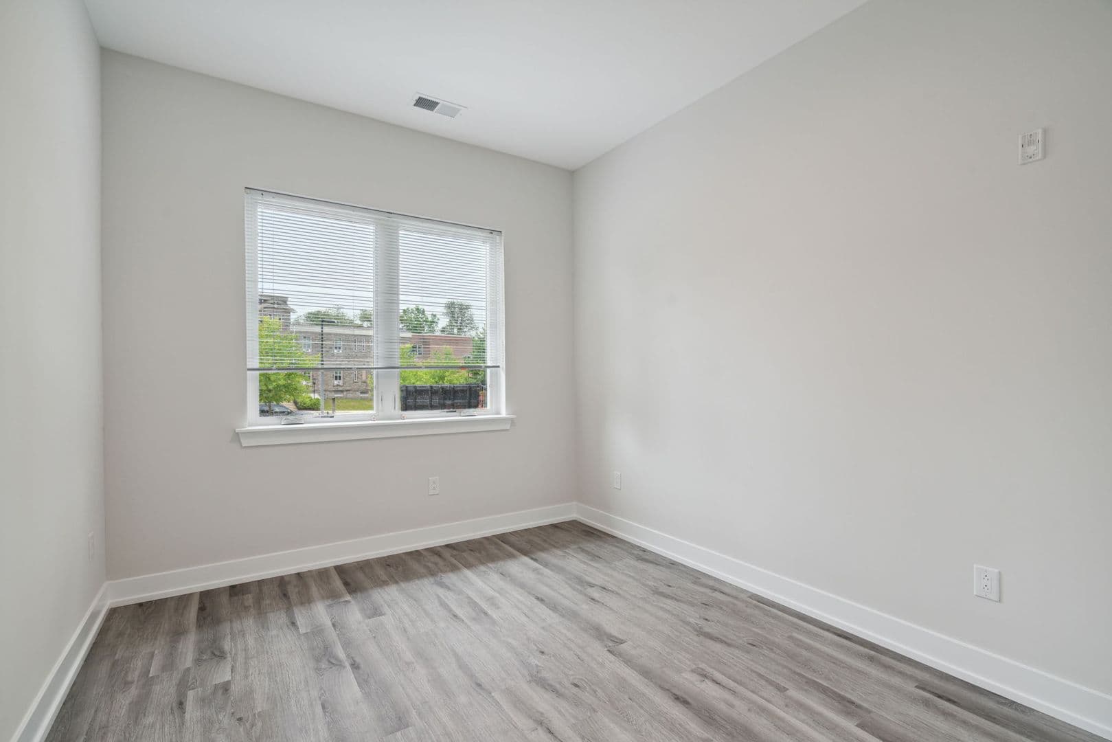 Philadelphia Apartment: 6144 Germantown Avenue