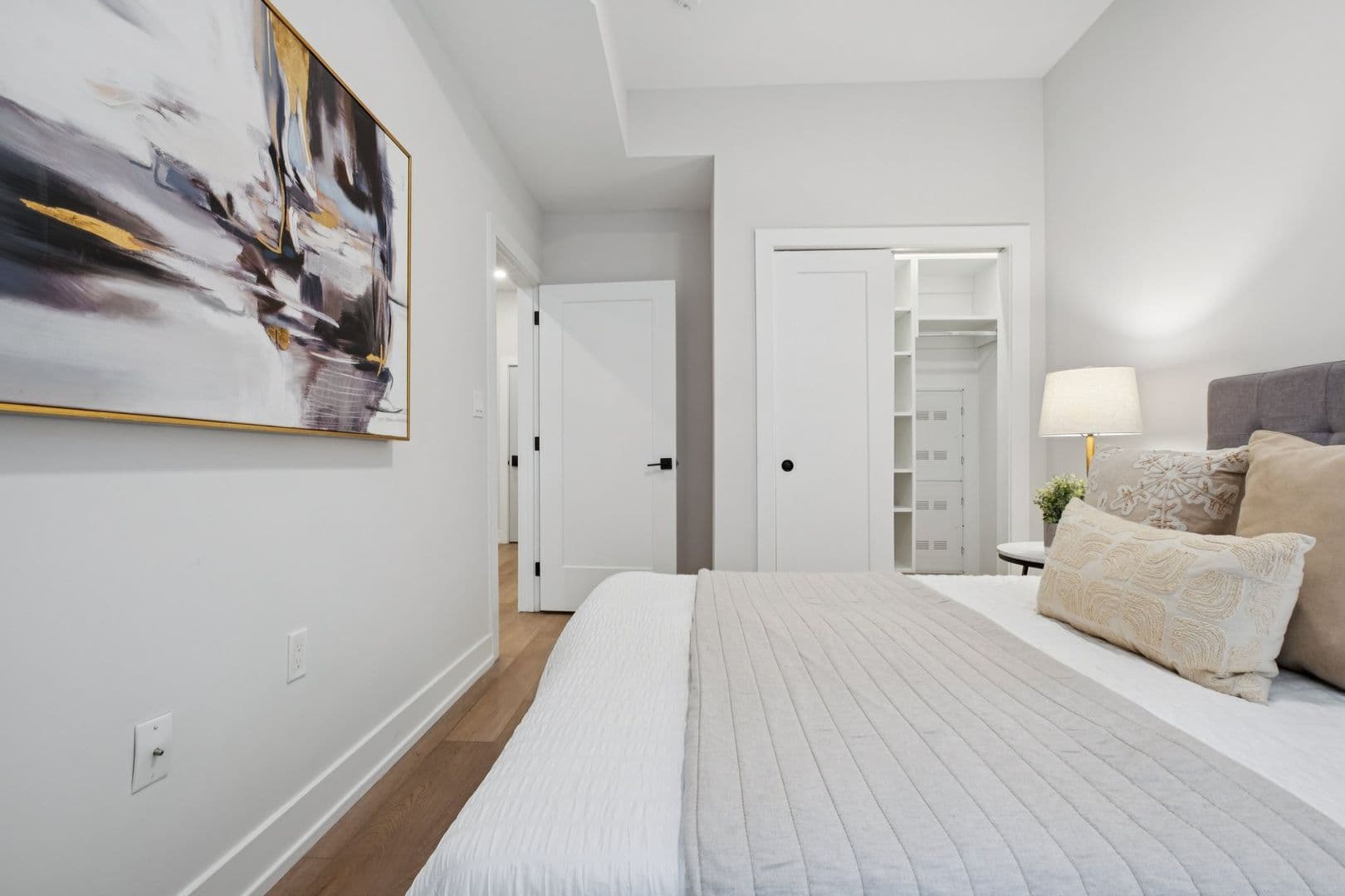 Philadelphia Apartment: 720 W Thompson St