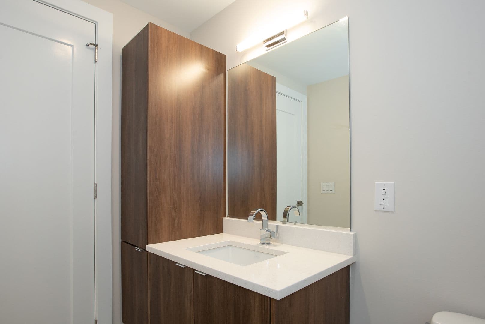 Philadelphia Apartment: 4534 Spruce Street