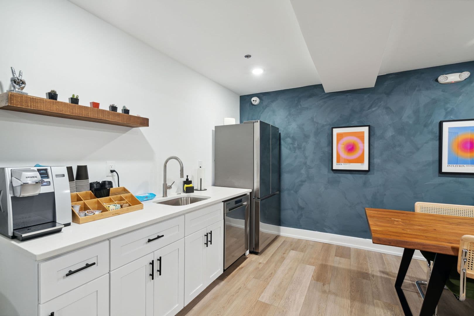 Philadelphia Apartment: 901 Leland Street