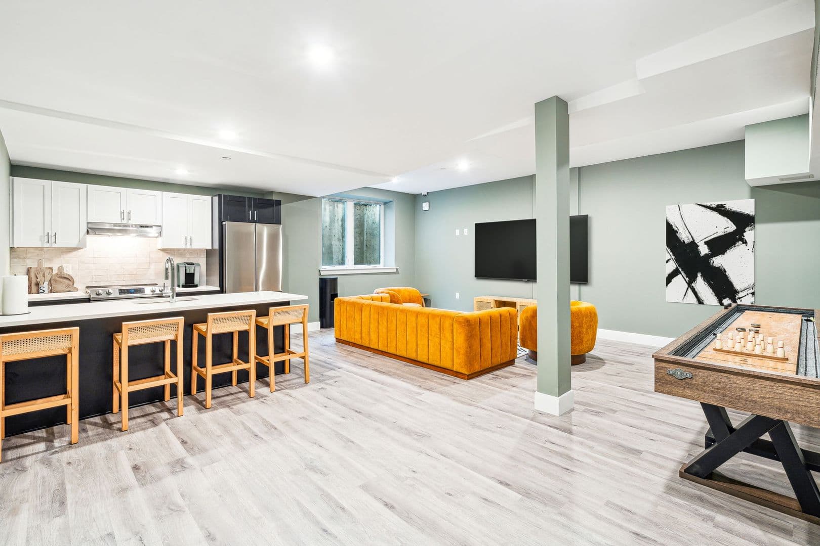 Philadelphia Apartment: 6144 Germantown Avenue