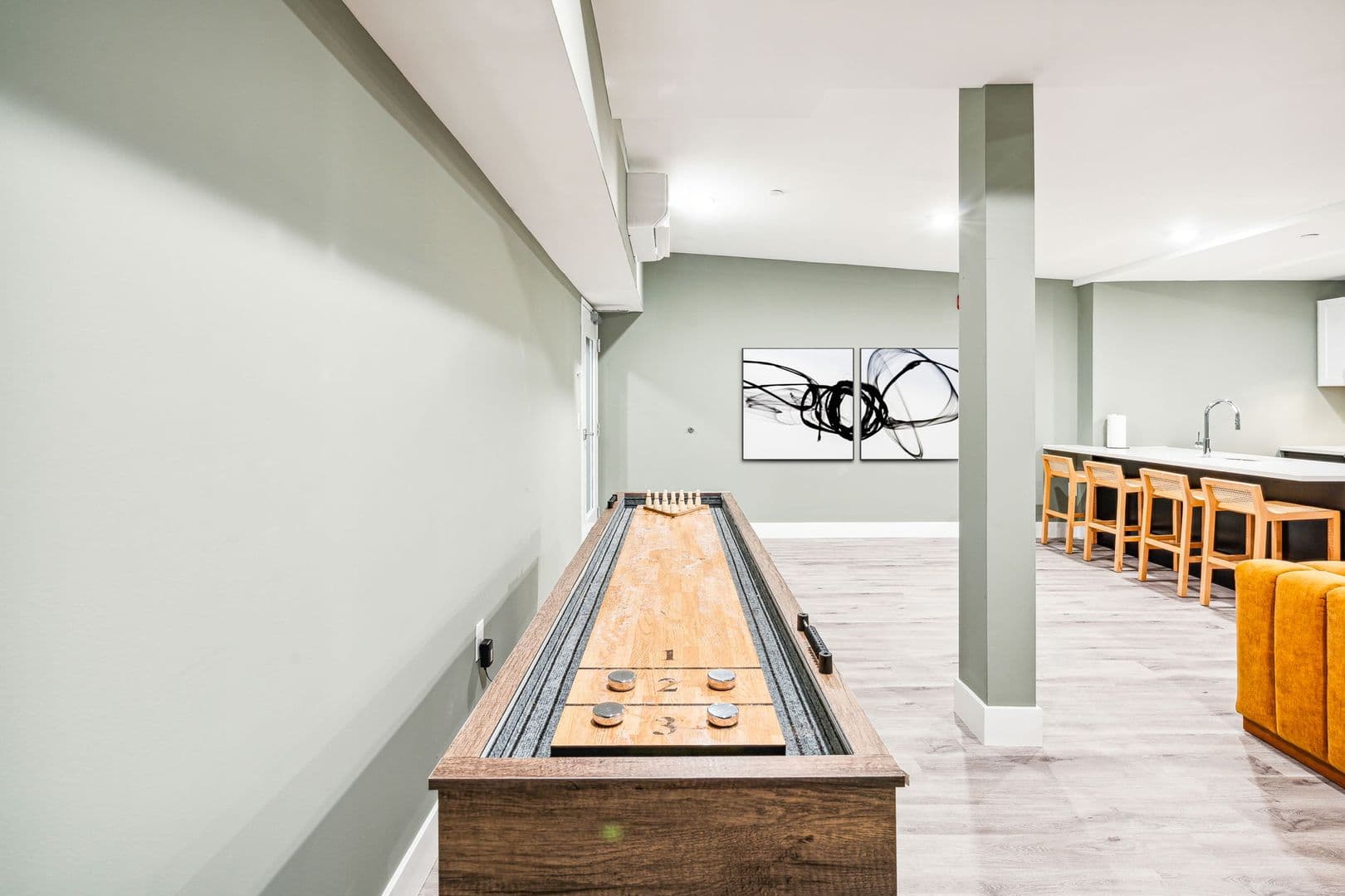 Philadelphia Apartment: 6144 Germantown Avenue
