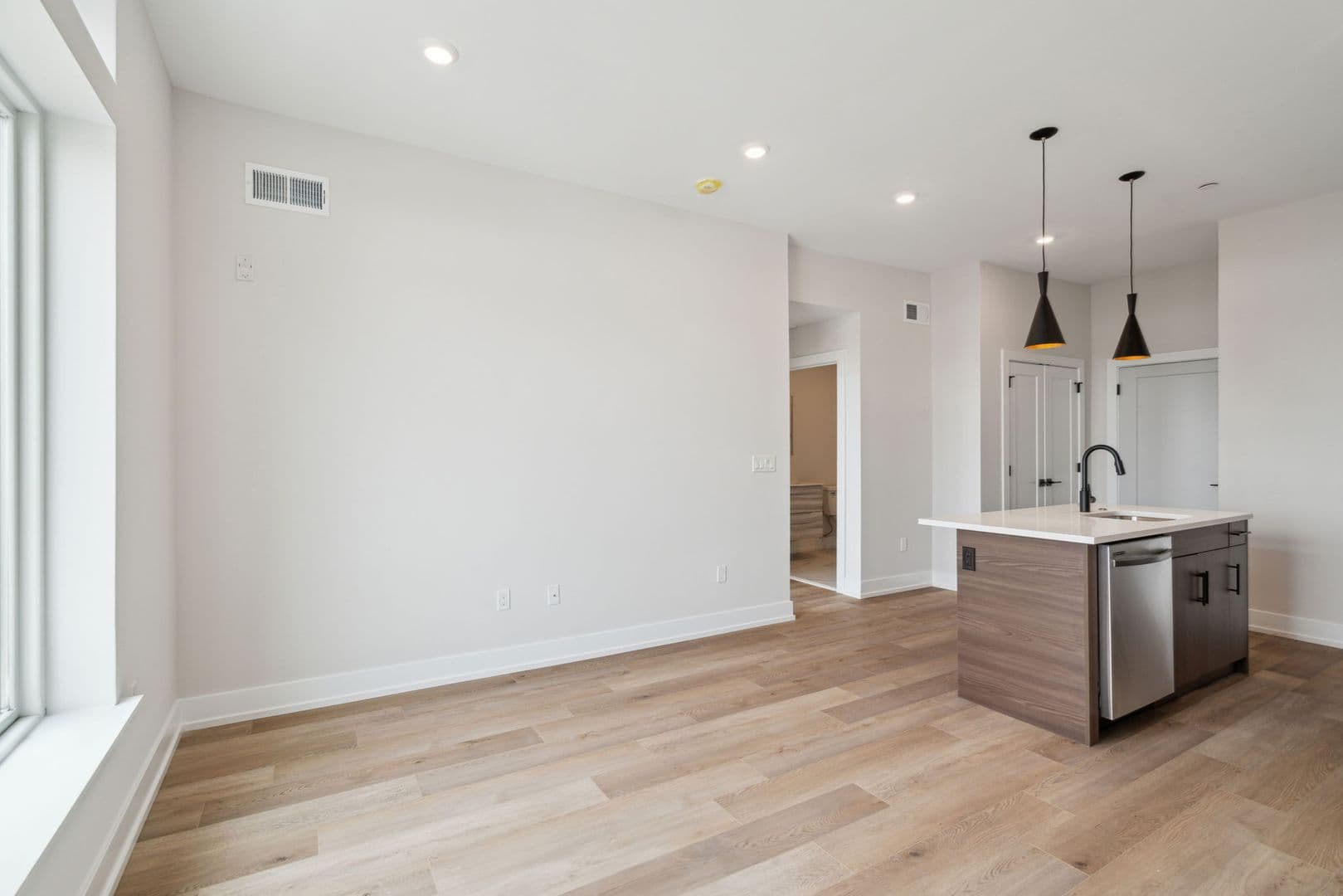 Philadelphia Apartment: 720 W Thompson St