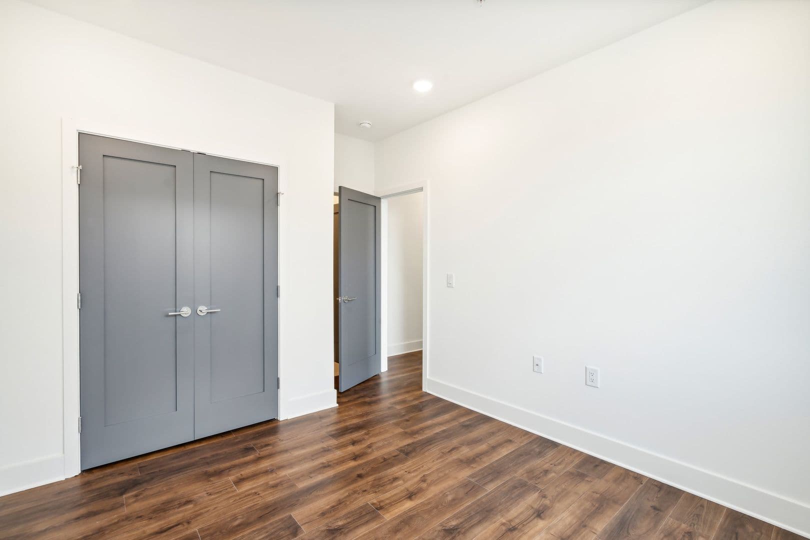 Philadelphia Apartment: 1701 Federal Street