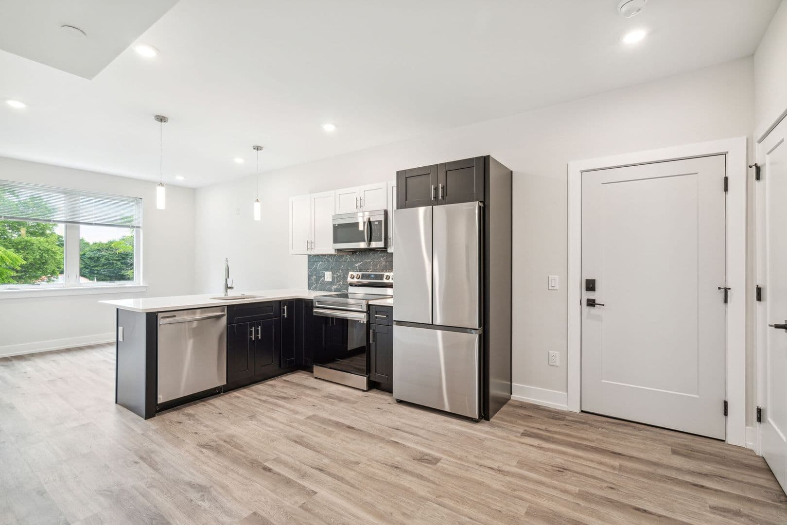 Philadelphia Apartment: 6144 Germantown Avenue