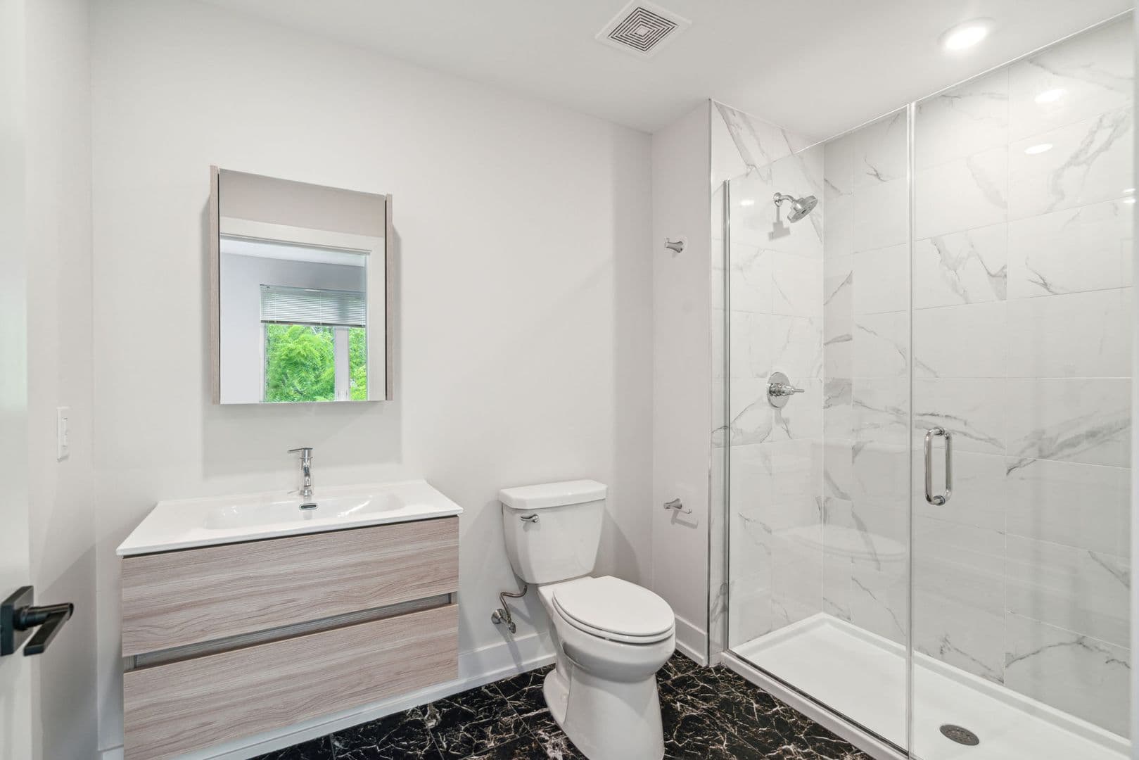 Philadelphia Apartment: 6144 Germantown Avenue