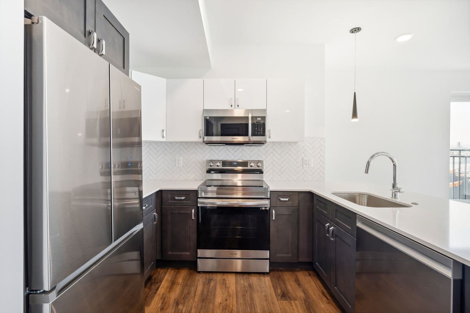 Philadelphia Apartment: 1701 Federal Street