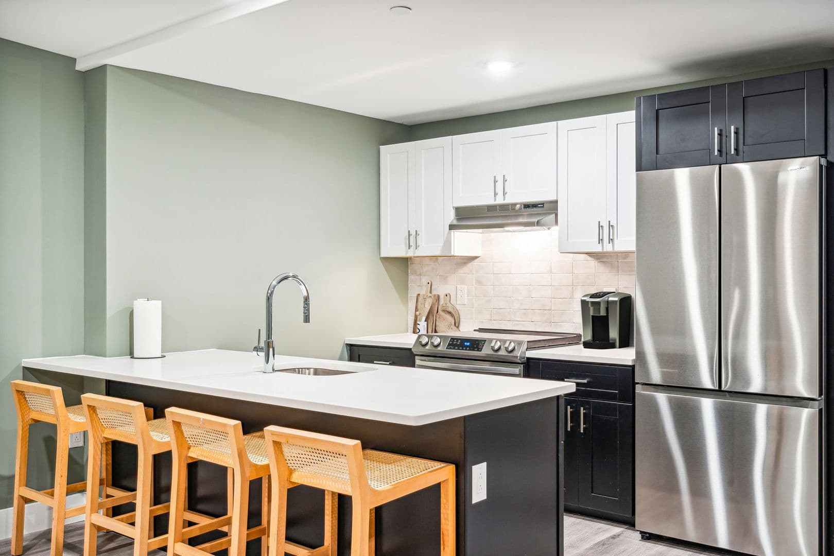 Philadelphia Apartment: 6144 Germantown Avenue