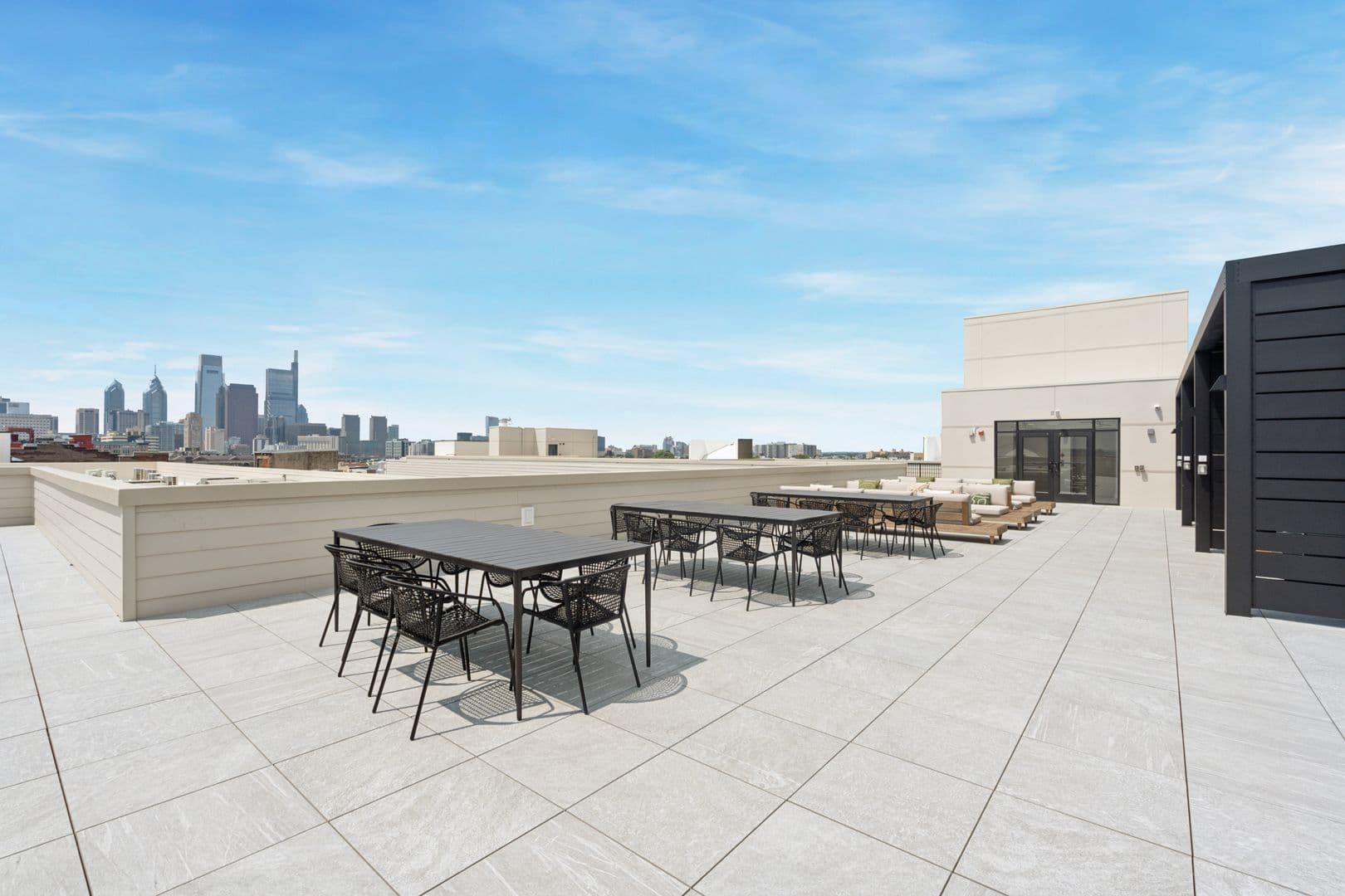 Philadelphia Apartment: 922 N Broad Street