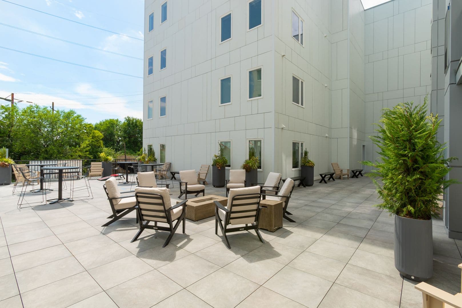 Philadelphia Apartment: 2501 Washington Avenue