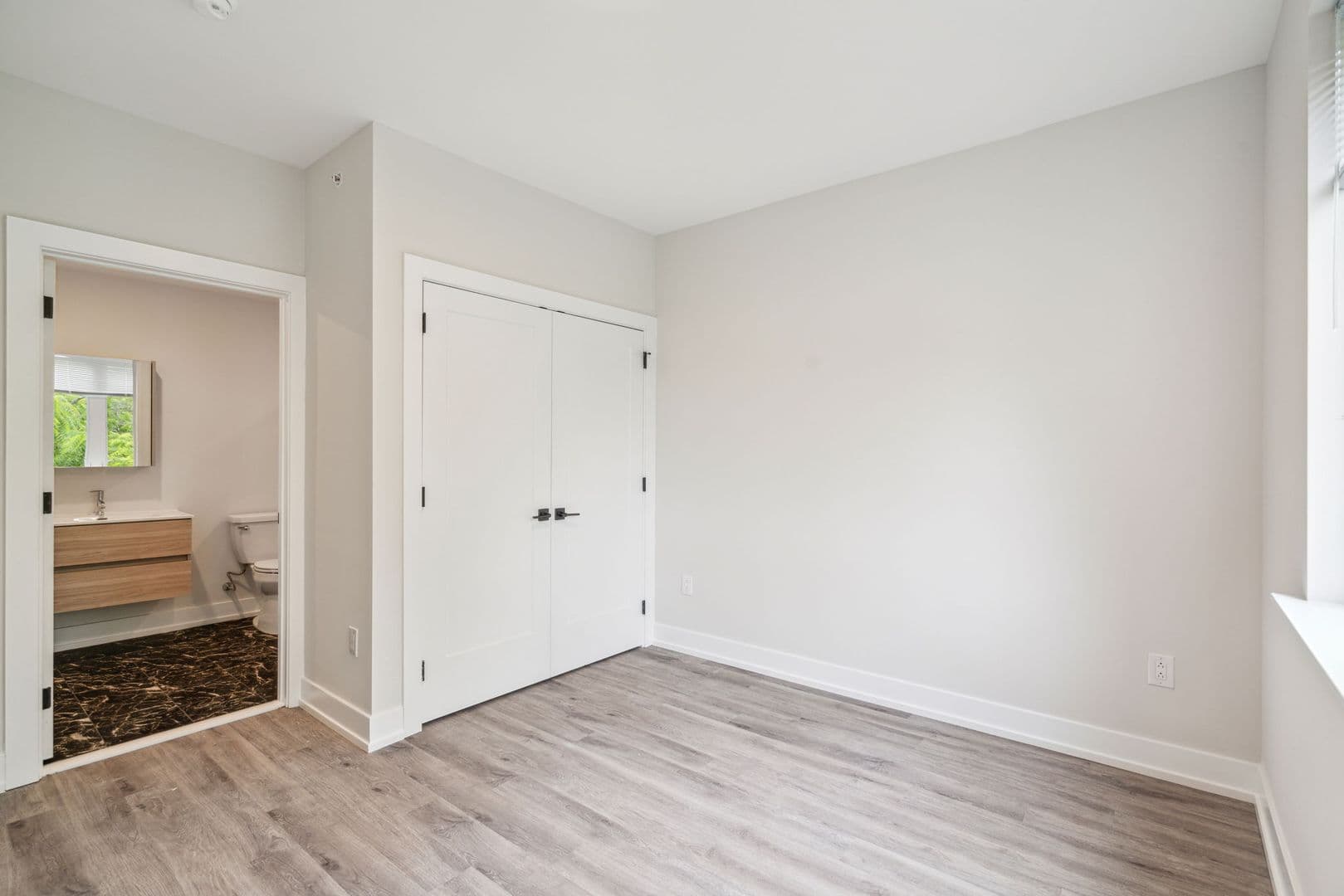 Philadelphia Apartment: 6144 Germantown Avenue