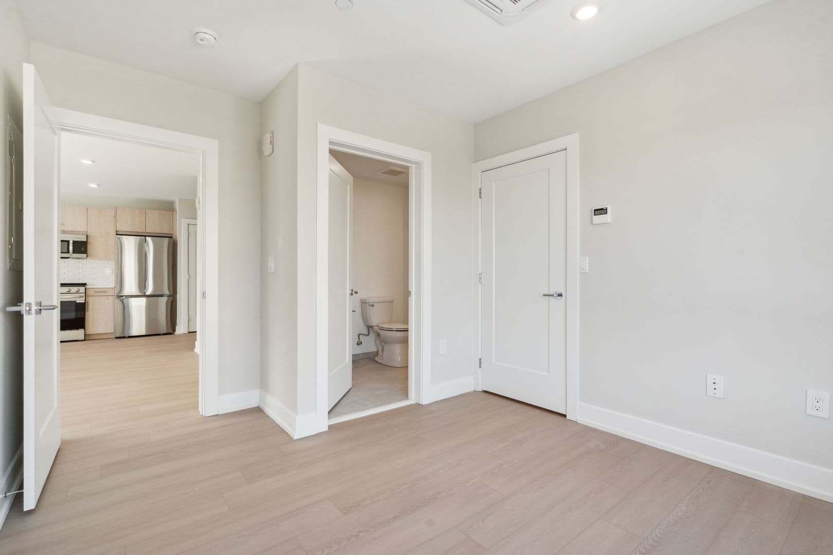 Philadelphia Apartment: 922 N Broad Street