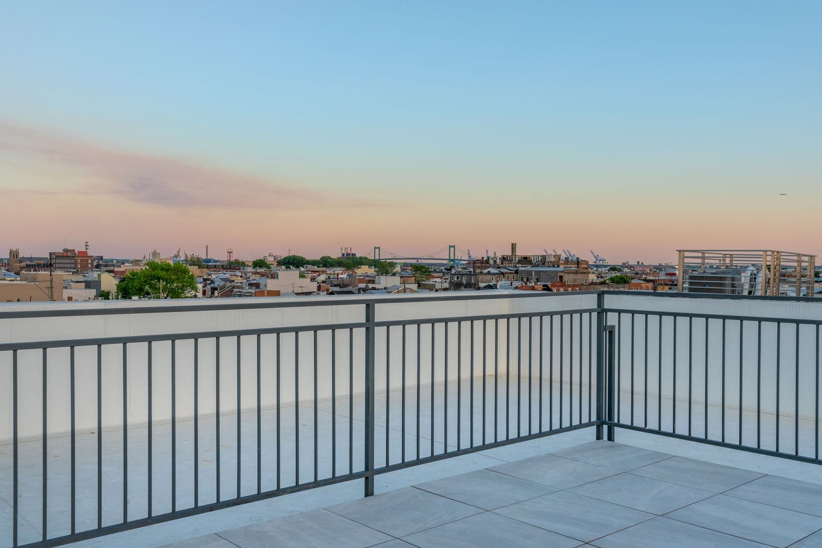 Philadelphia Apartment: 833 Wharton Street