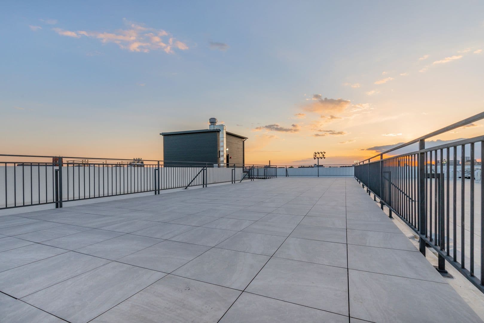 Philadelphia Apartment: 833 Wharton Street