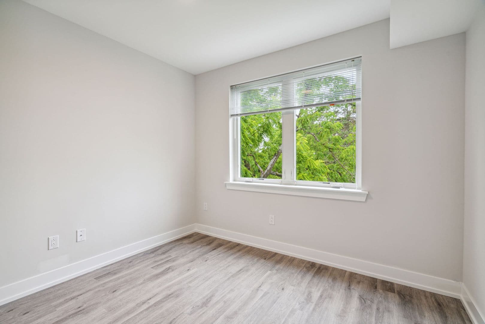 Philadelphia Apartment: 6144 Germantown Avenue