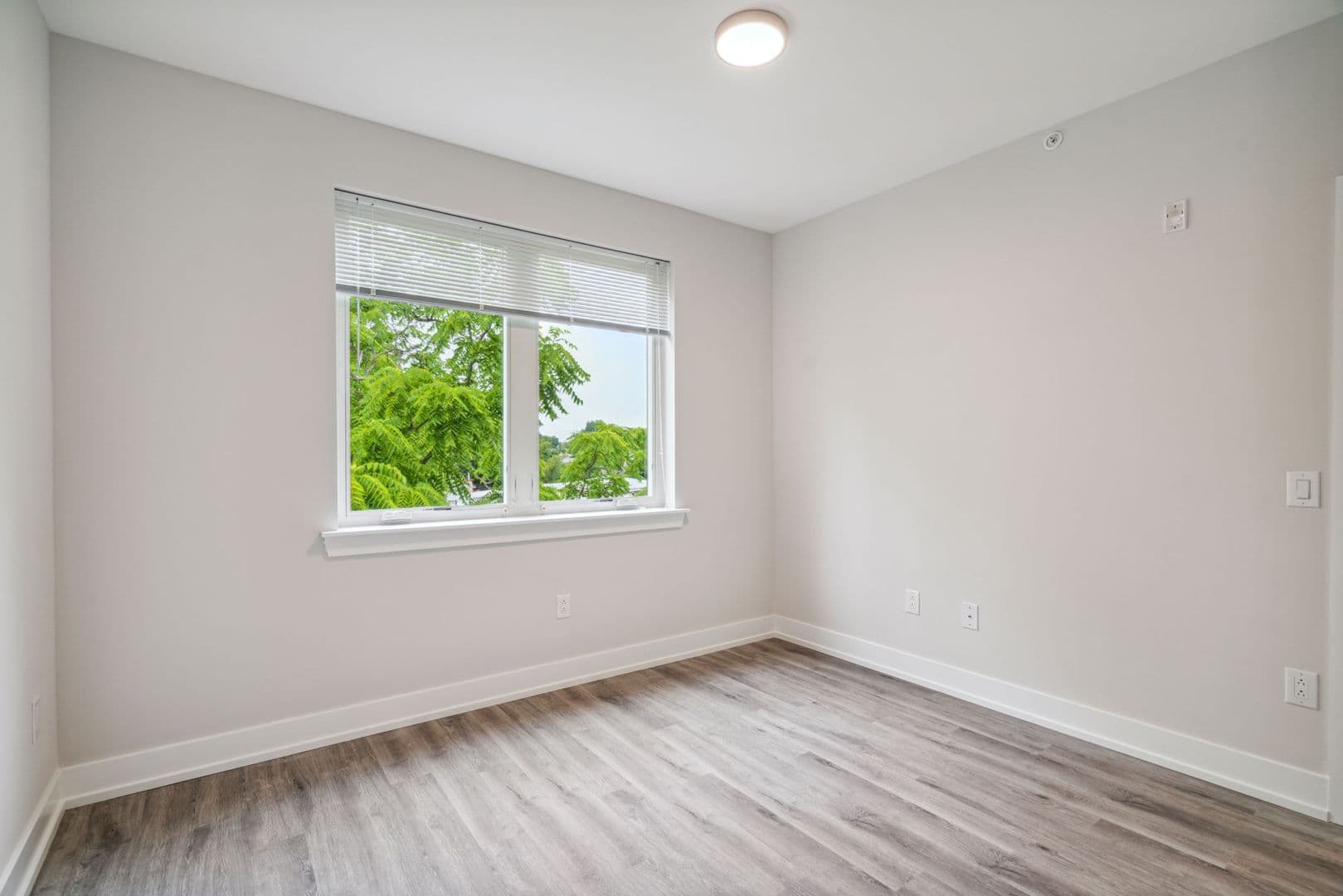 Philadelphia Apartment: 6144 Germantown Avenue