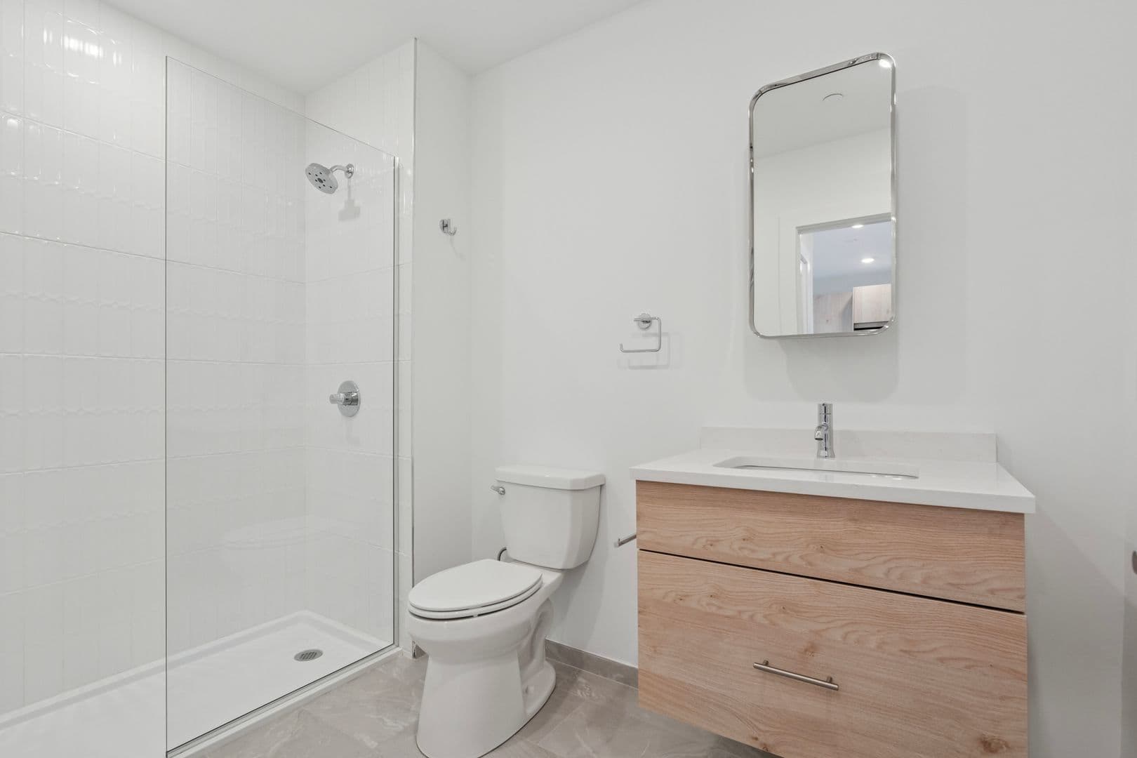 Philadelphia Apartment: 922 N Broad Street