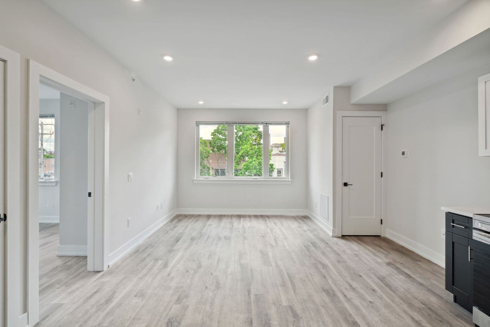 Philadelphia Apartment: 6144 Germantown Avenue