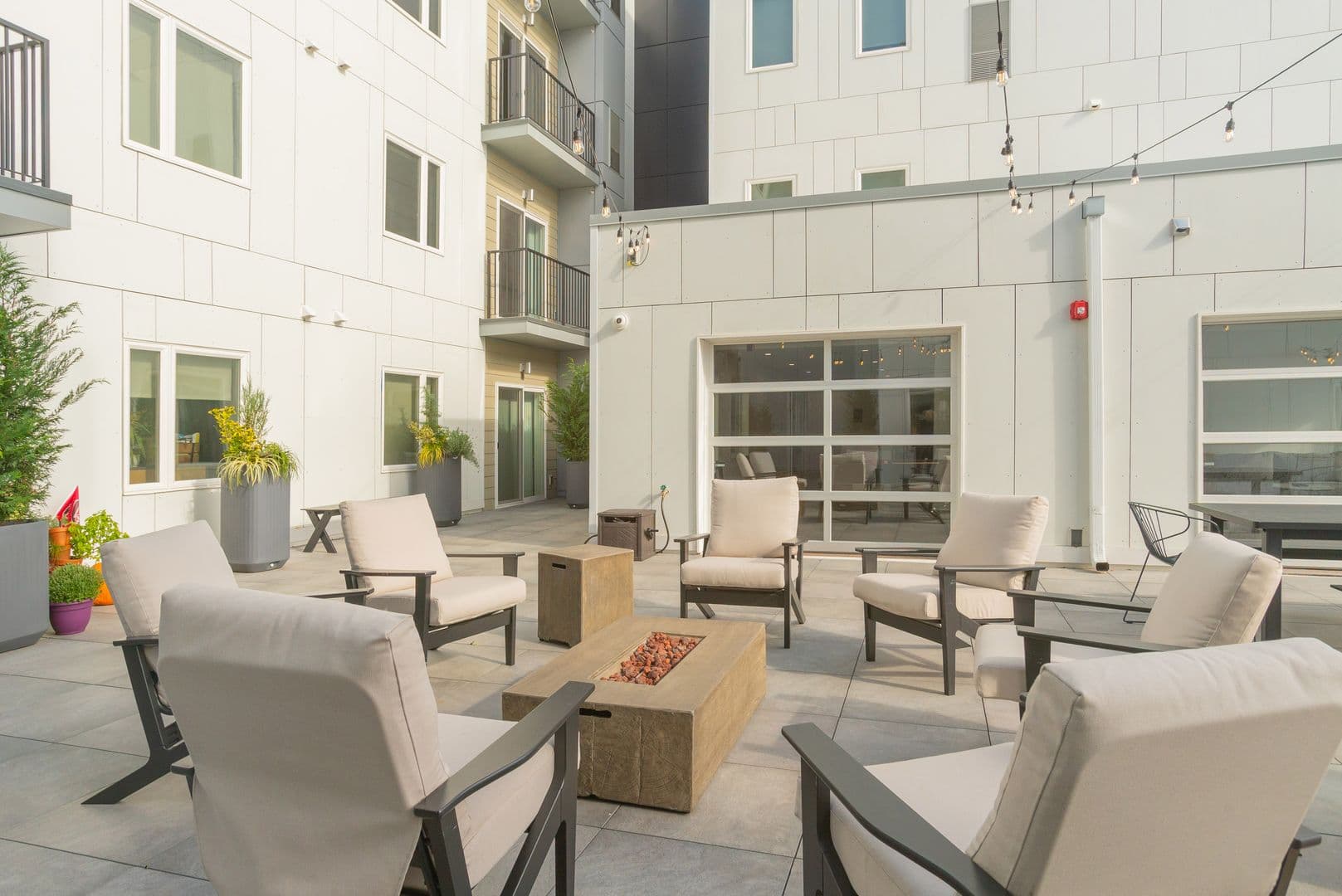 Philadelphia Apartment: 2501 Washington Avenue