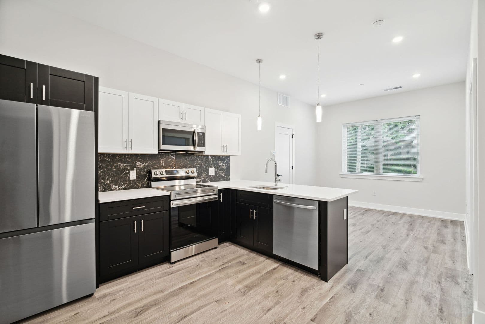Philadelphia Apartment: 6144 Germantown Avenue