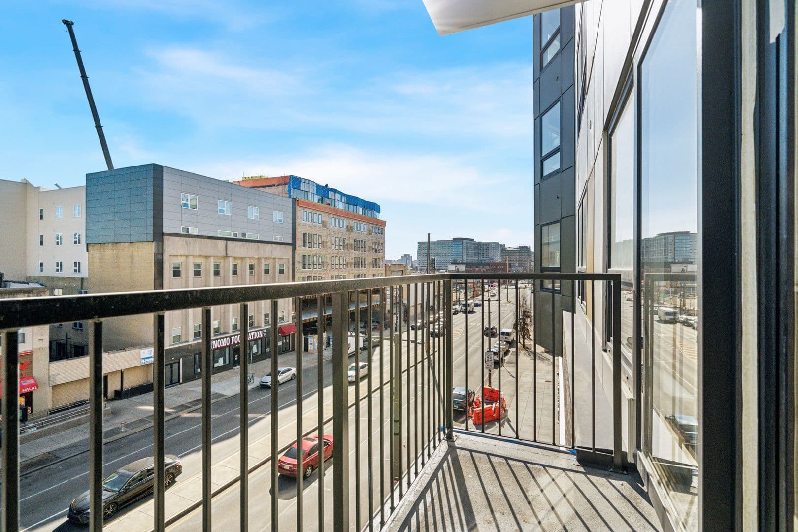 Philadelphia Apartment: 922 N Broad Street