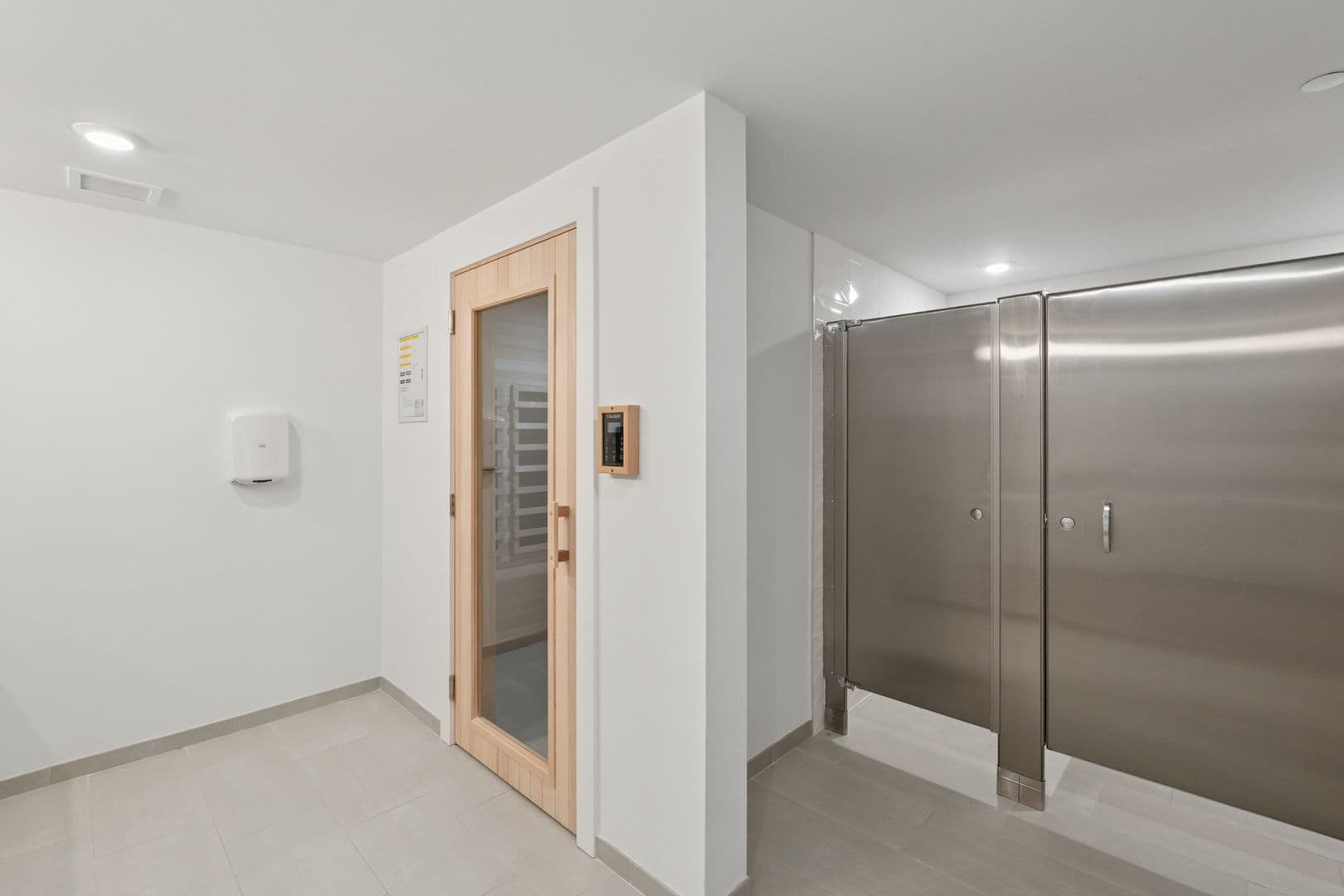 Philadelphia Apartment: 922 N Broad Street