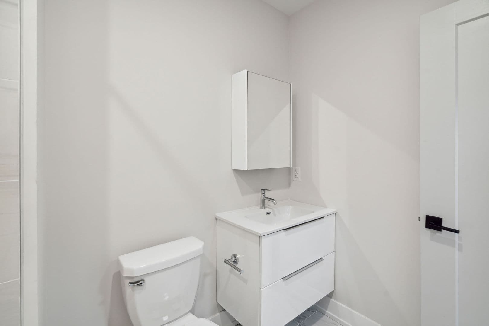Philadelphia Apartment: 342 W Girard Ave