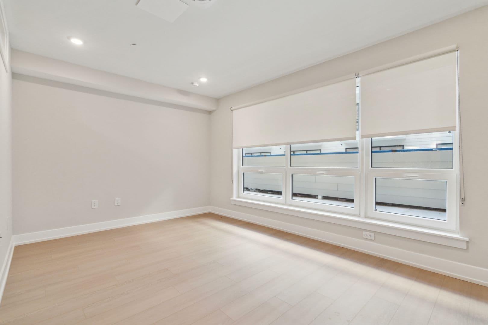 Philadelphia Apartment: 922 N Broad Street
