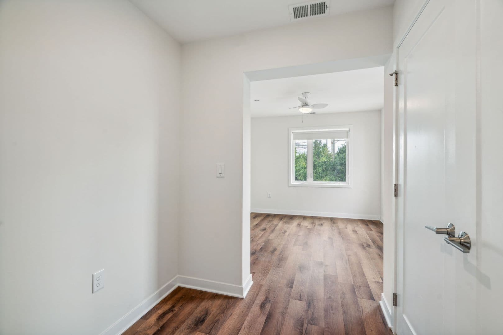 Philadelphia Apartment: 2501 Washington Avenue