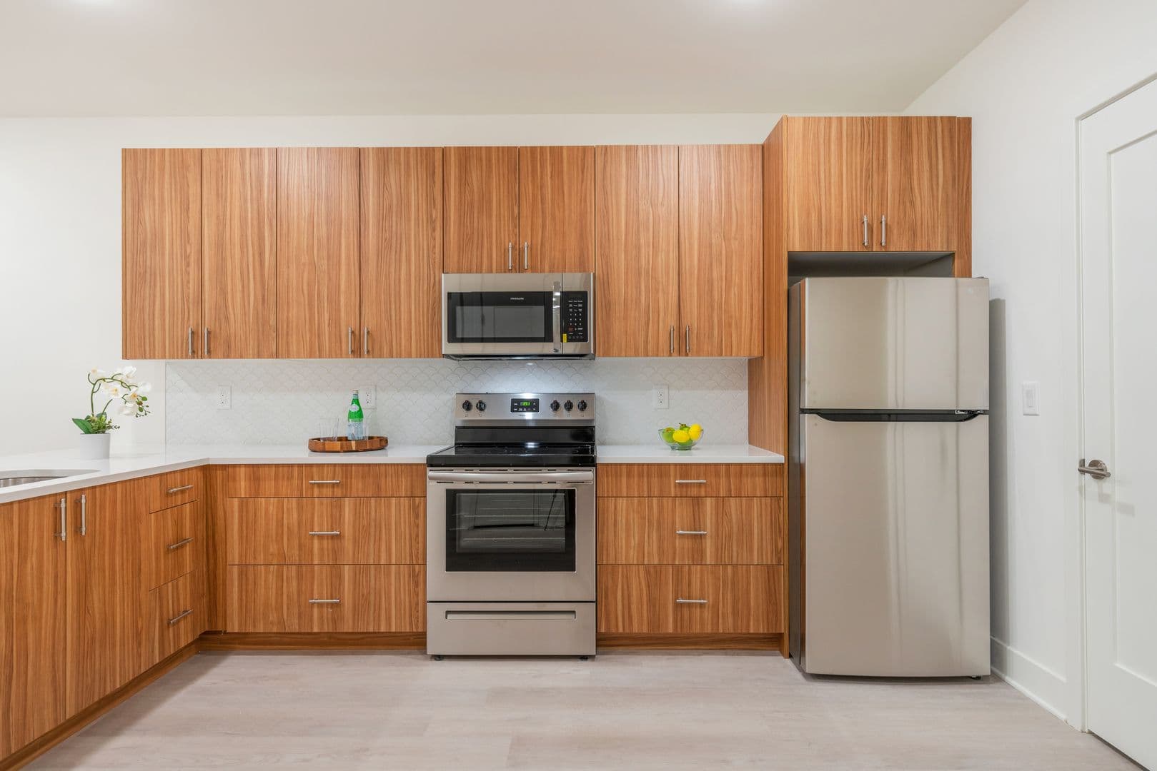 Philadelphia Apartment: 833 Wharton Street