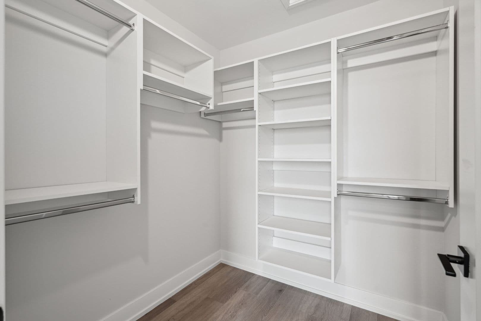Philadelphia Apartment: 342 W Girard Ave