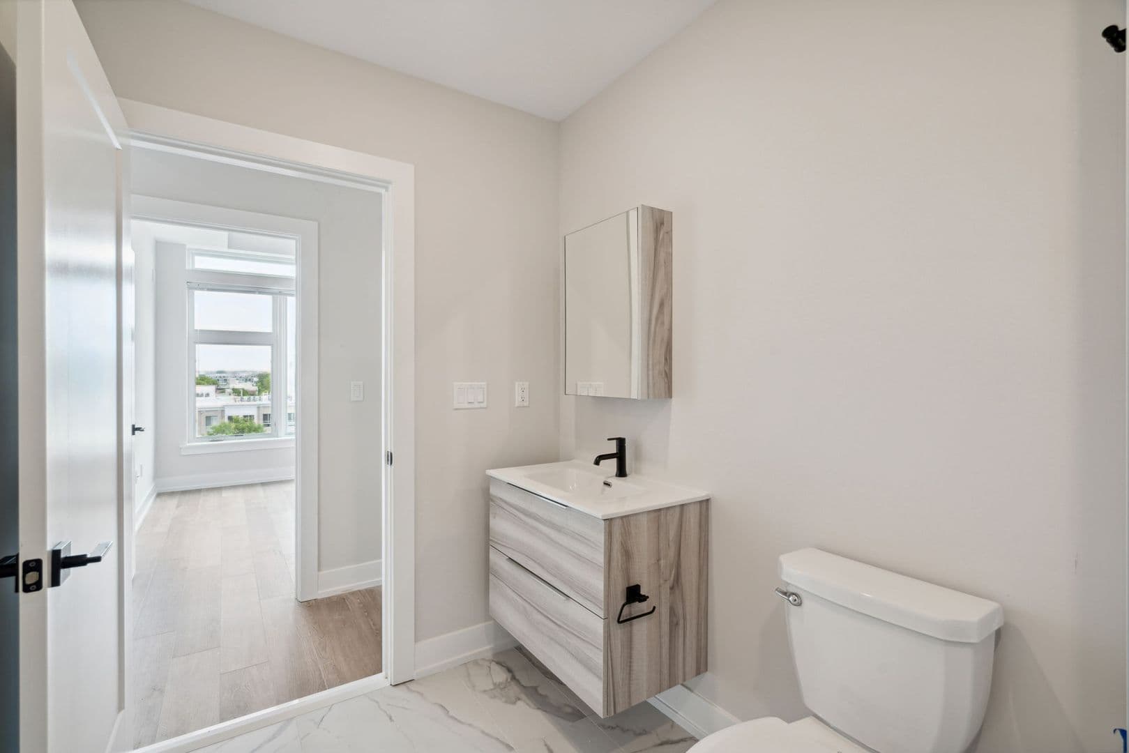Philadelphia Apartment: 720 W Thompson St