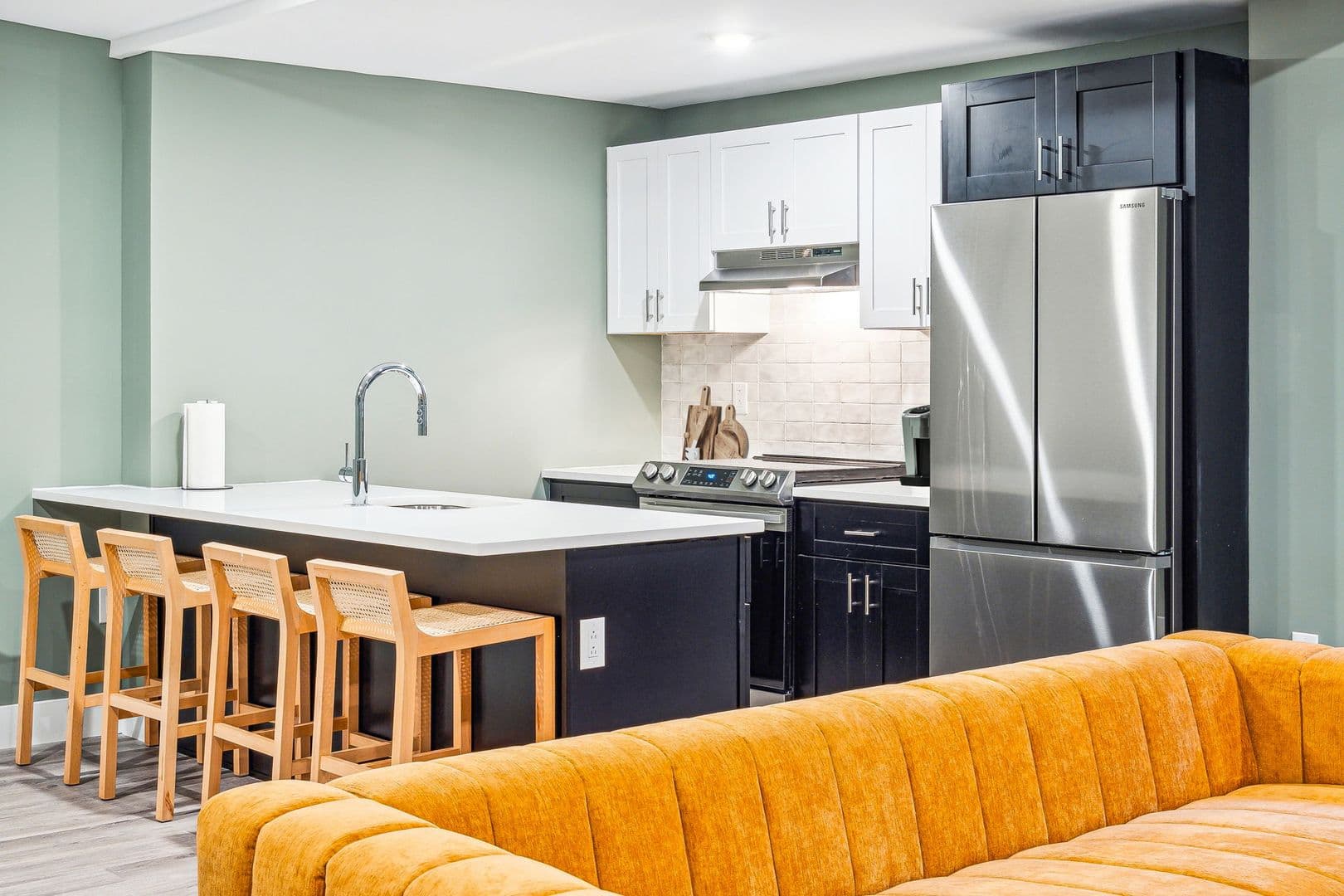 Philadelphia Apartment: 6144 Germantown Avenue