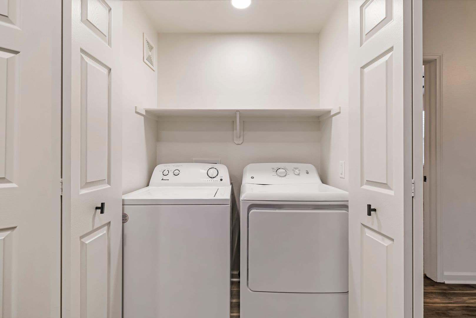 Chico Apartment: 100 Sterling Oaks Drive