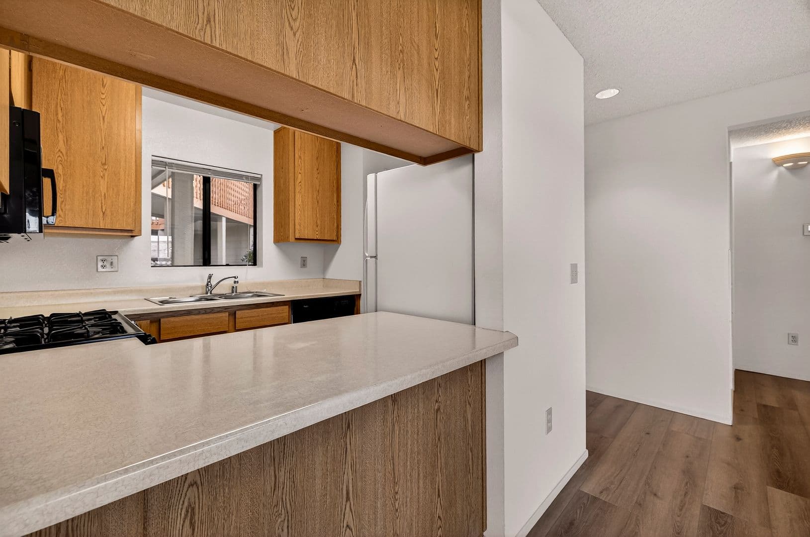 Chico Apartment: 2701 Sierra Sunrise Terrace