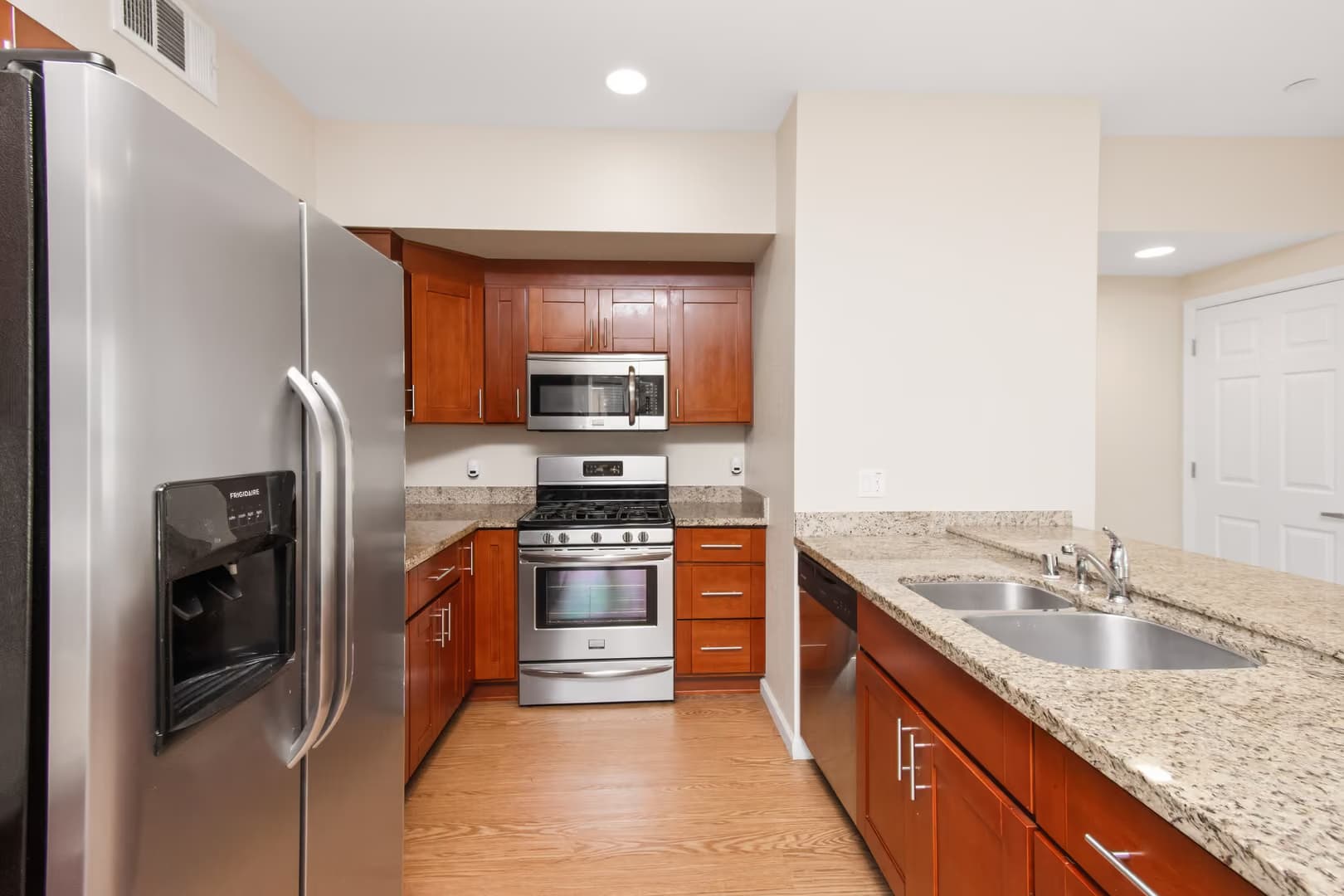 Sacramento Apartment: 5497 Carlson Dr