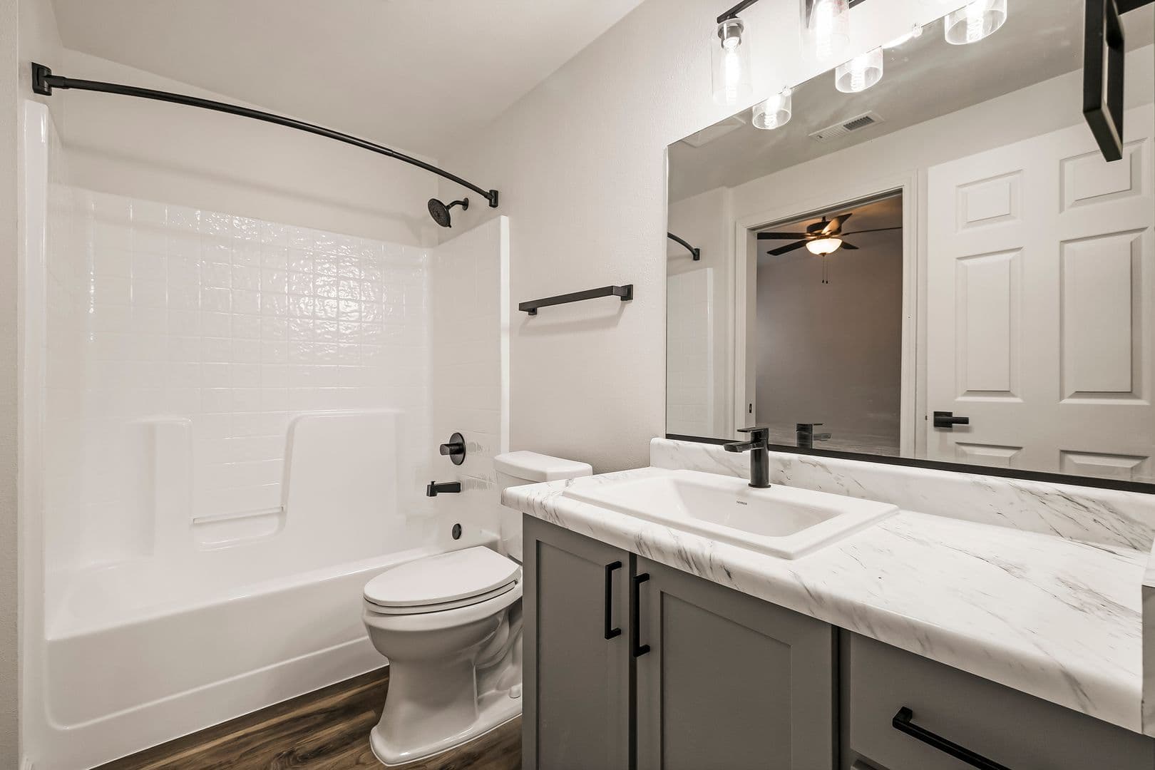 Chico Apartment: 100 Sterling Oaks Drive