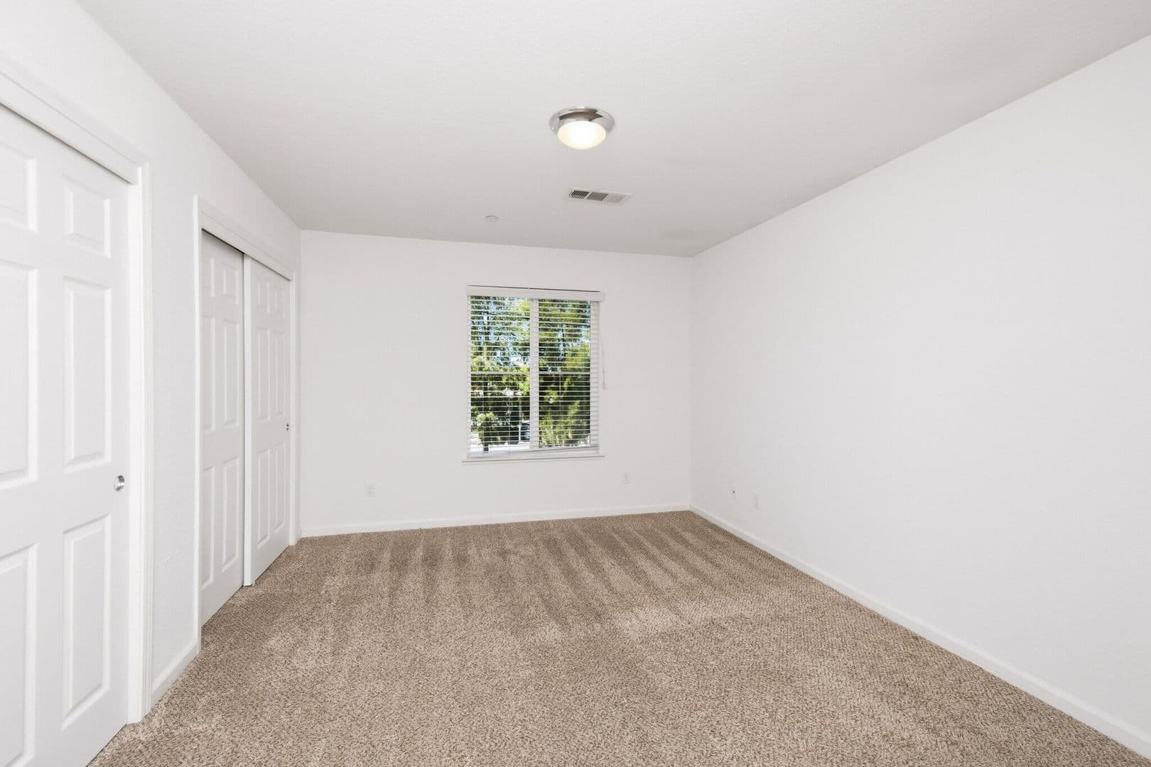 Sacramento Apartment: 5497 Carlson Dr