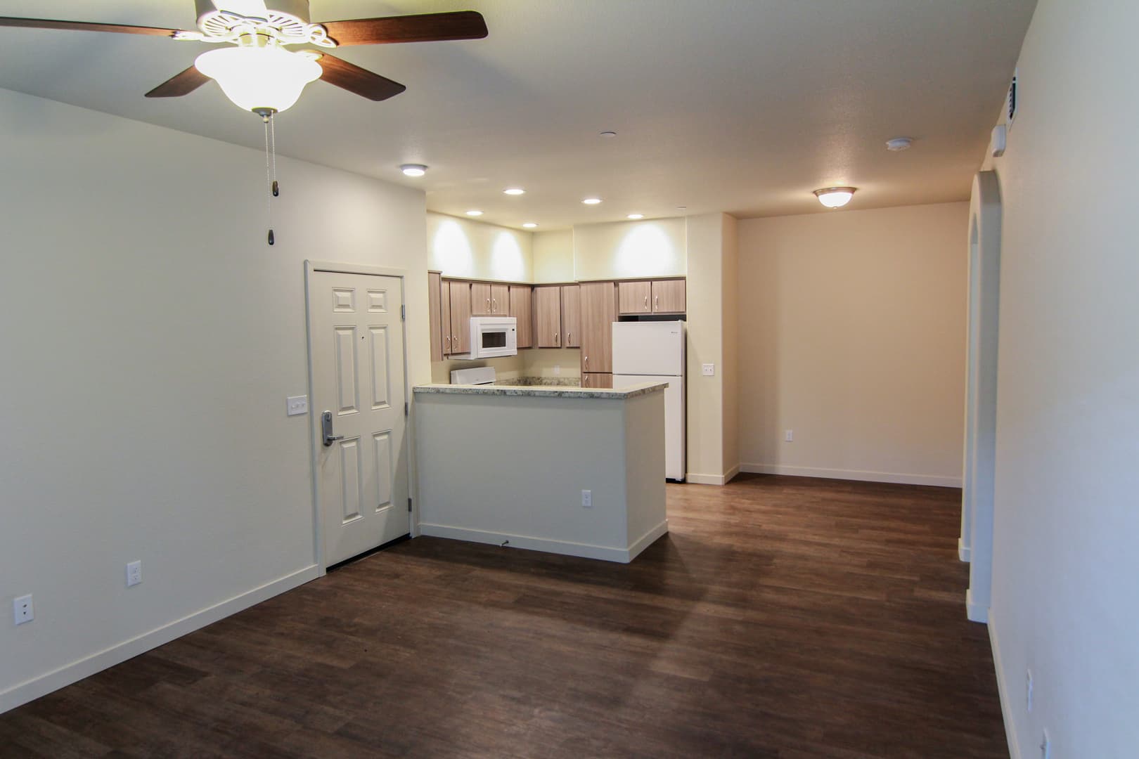 Chico Apartment: 1080 E. Lassen Avenue