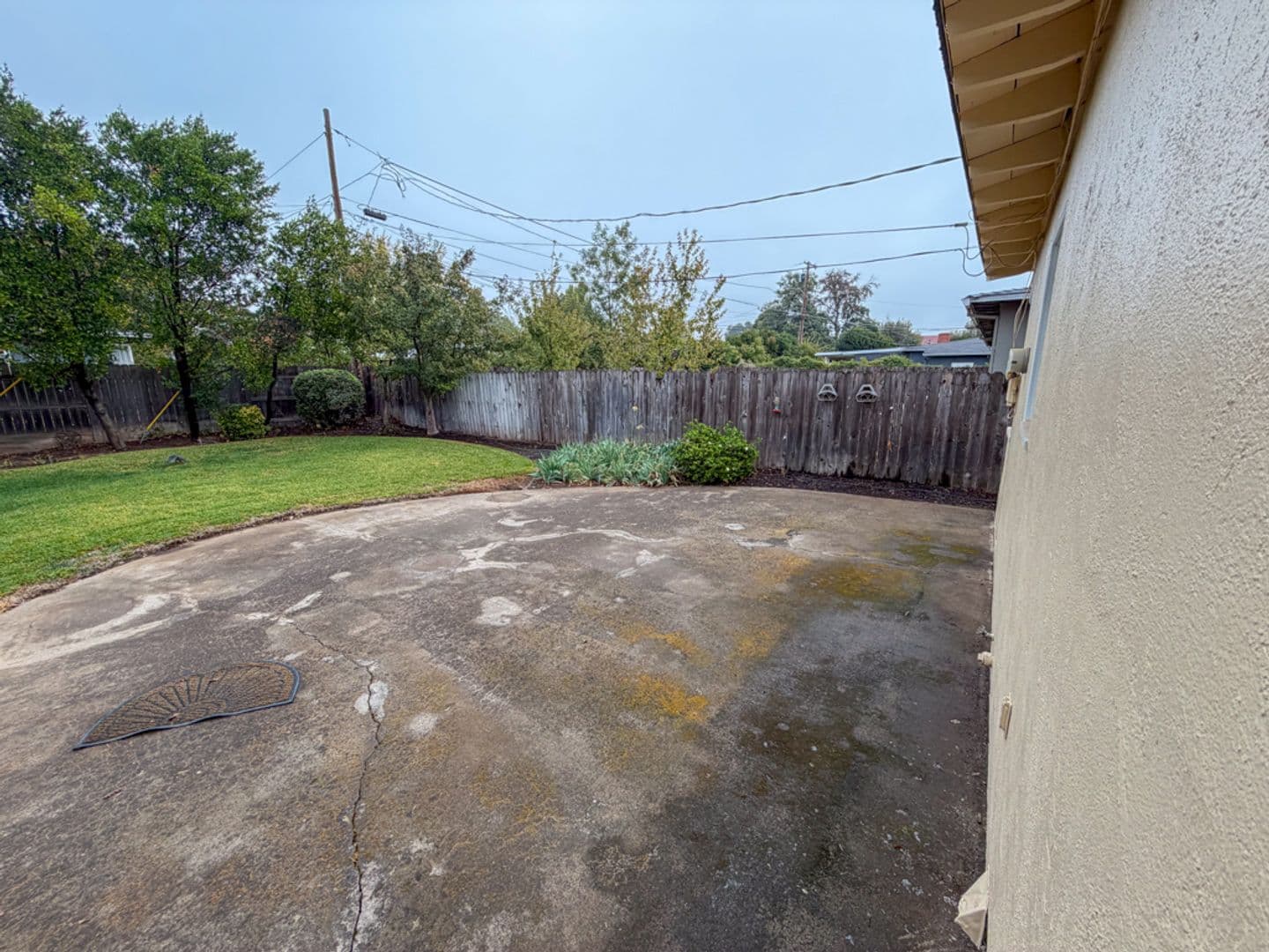 Chico House: 870 Moss Ave