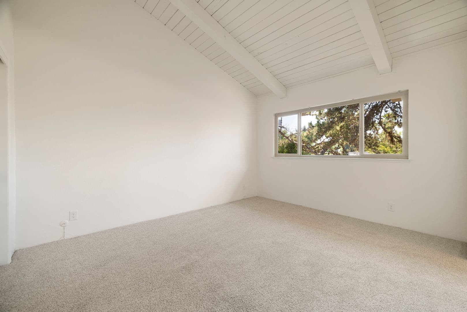 Chico Apartment: 1385 E. Lindo Avenue