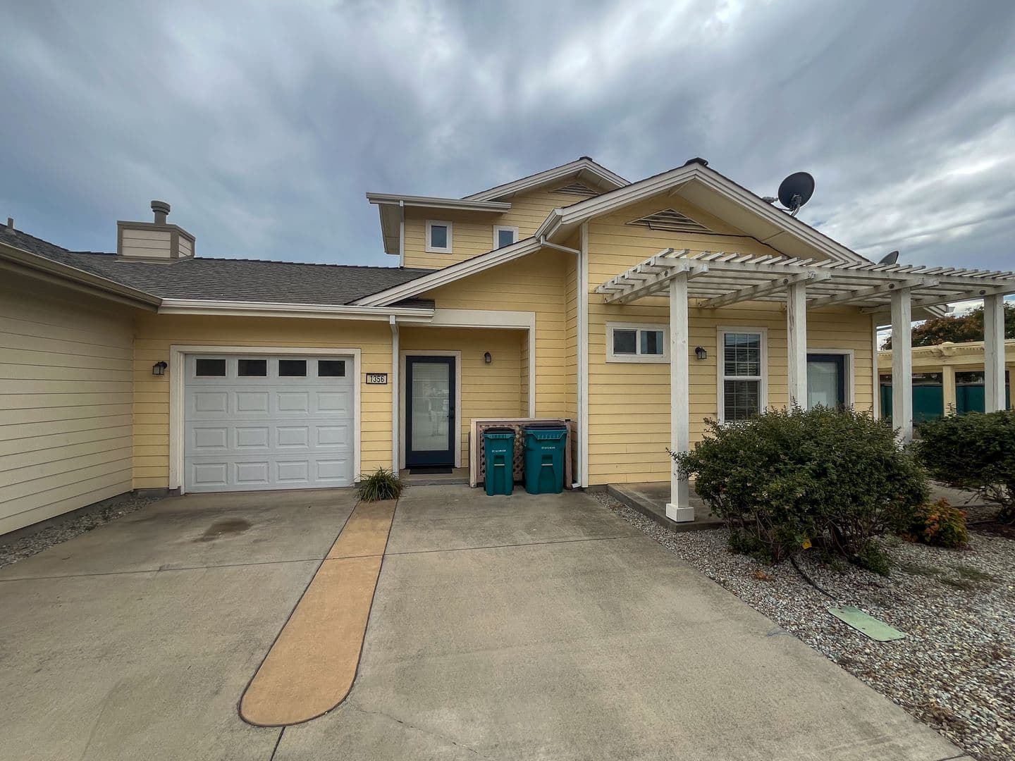Orland House: 1356 Marjorie Court