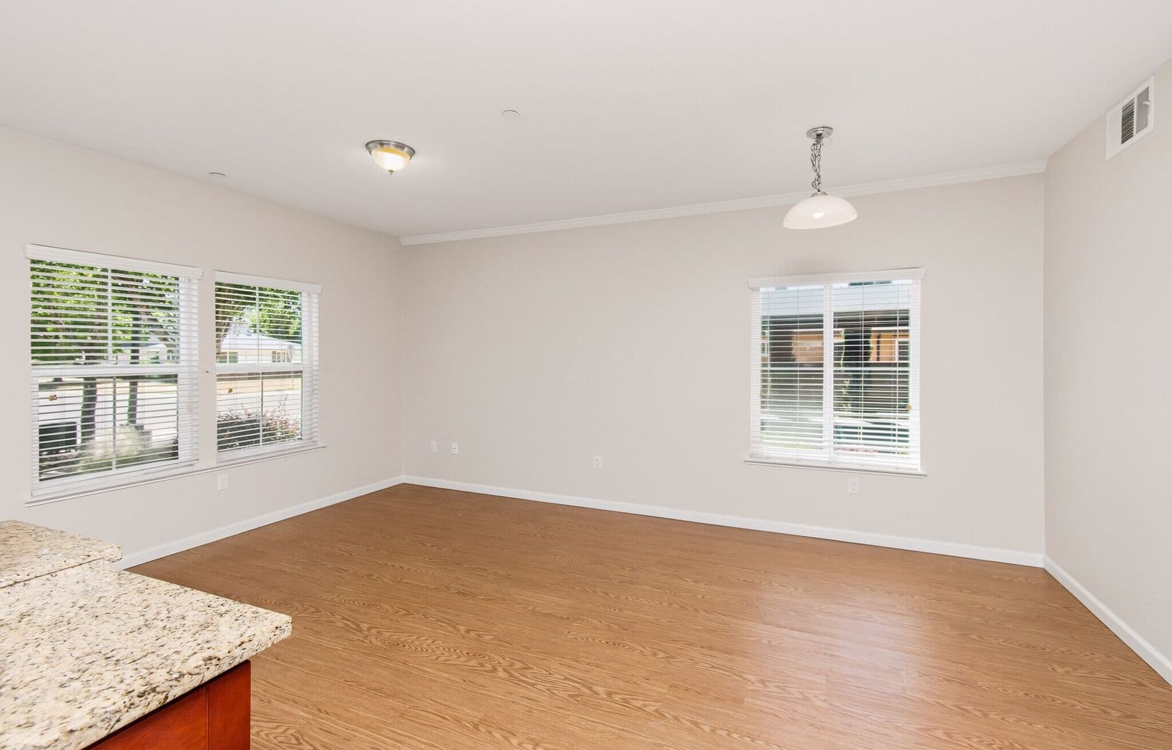 Sacramento Apartment: 5497 Carlson Dr