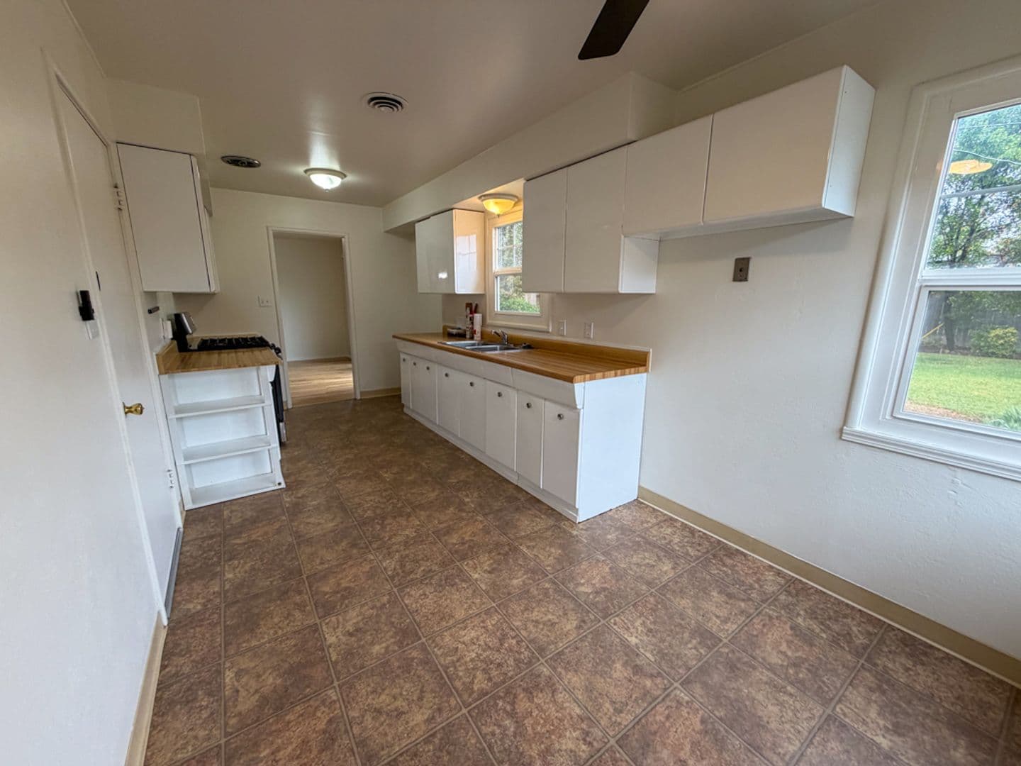 Chico House: 870 Moss Ave