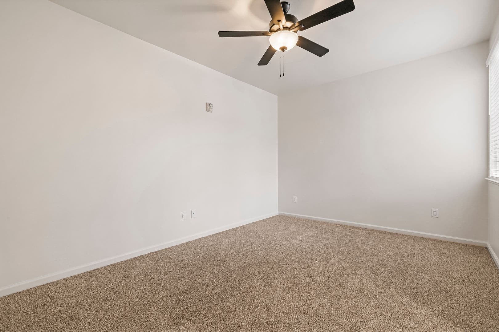 Chico Apartment: 100 Sterling Oaks Drive