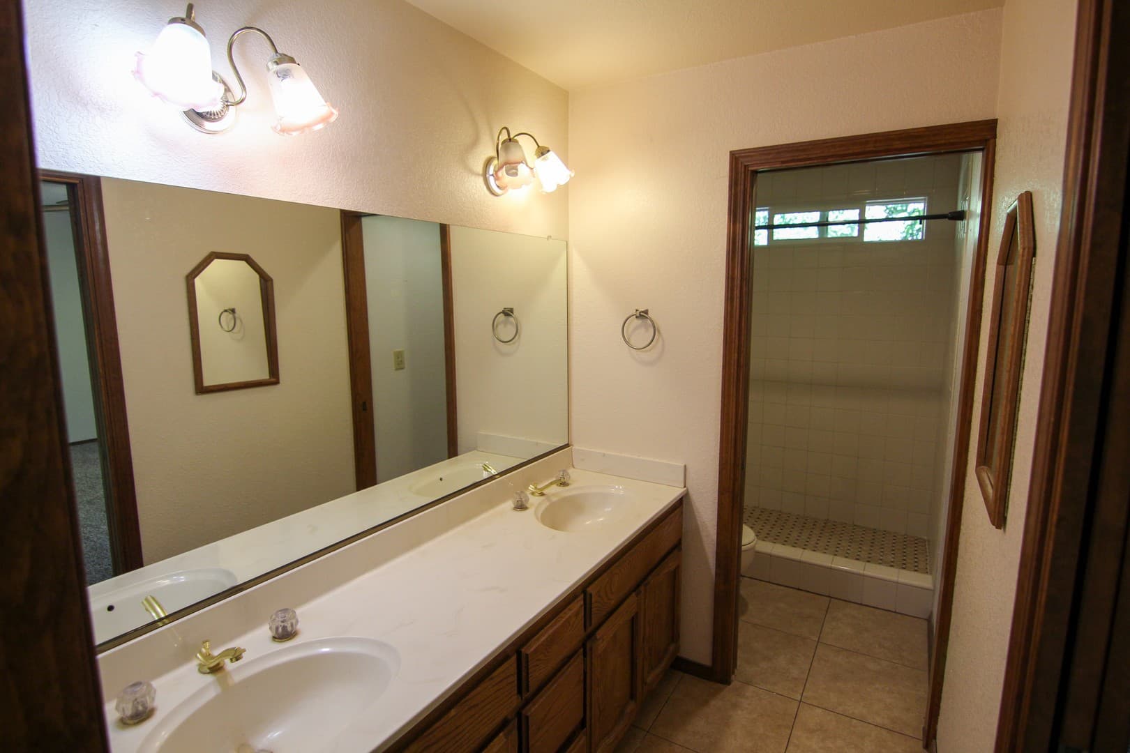 Redding House: 6827 Creekside St.