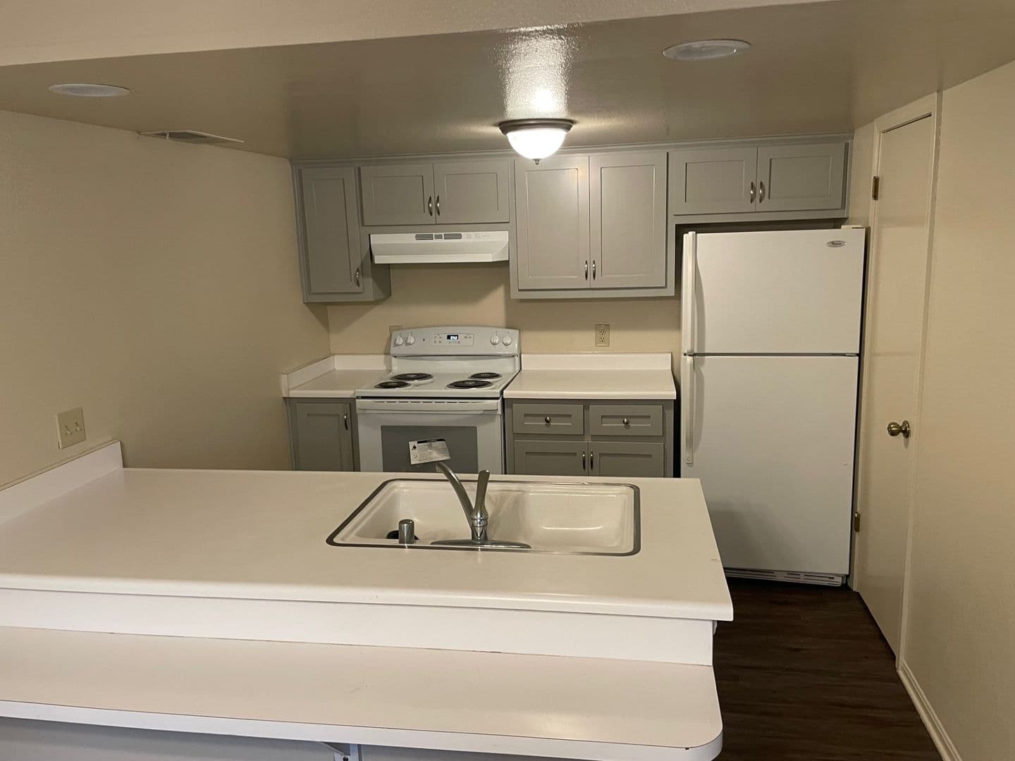 Chico Apartment: 923 W. East Ave.