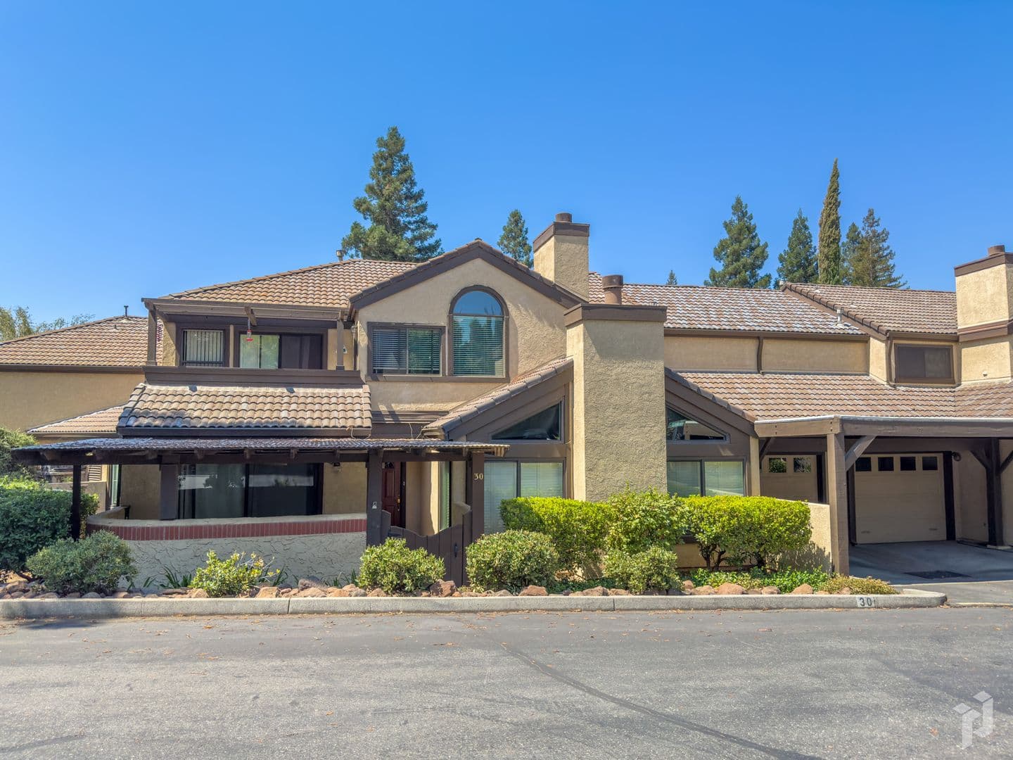 Chico House: 30 Sierra Lakeside Ln.