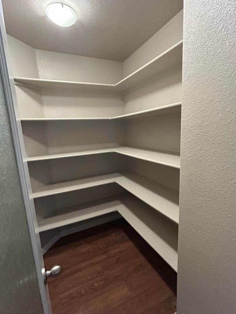 Redding House: 7172 Landcaster Court